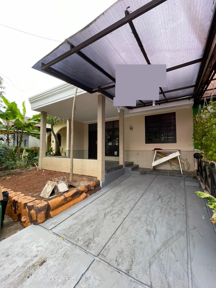 Rumah disewakan di Meadow Green Lippo Cikarang
